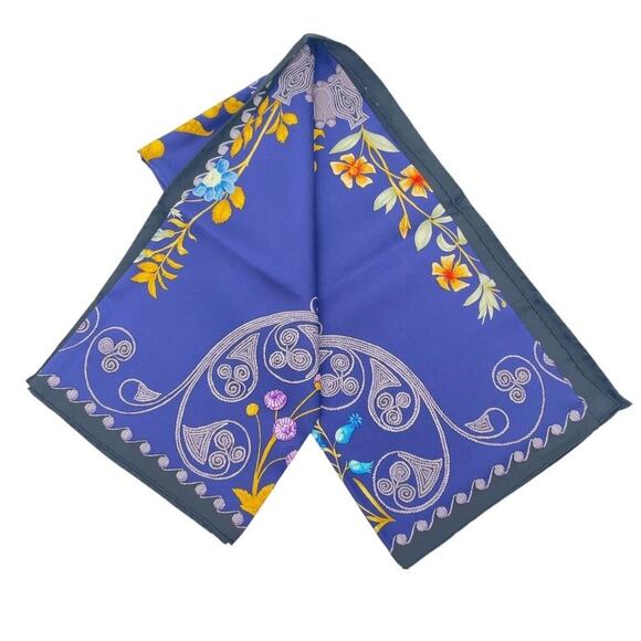 Hermes Carré 90 ARABESQUES Silk Scarf New W/Box and Tags - Picture 14 of 16